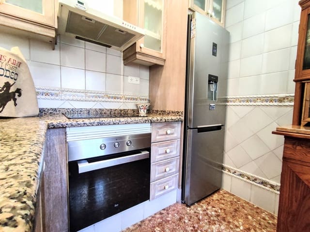 4 Zimmer Villa zu verkaufen in Gandia mit Pool - 299.000 € (Ref: 9300715)