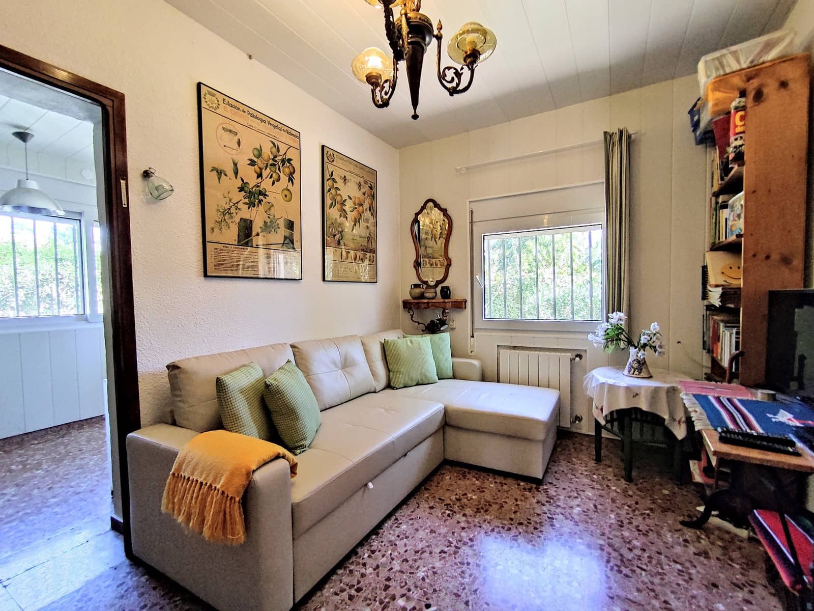 4 makuuhuone Huvila myytävänä paikassa Gandia mukana uima-altaan - 299 000 € (Ref: 9300715)