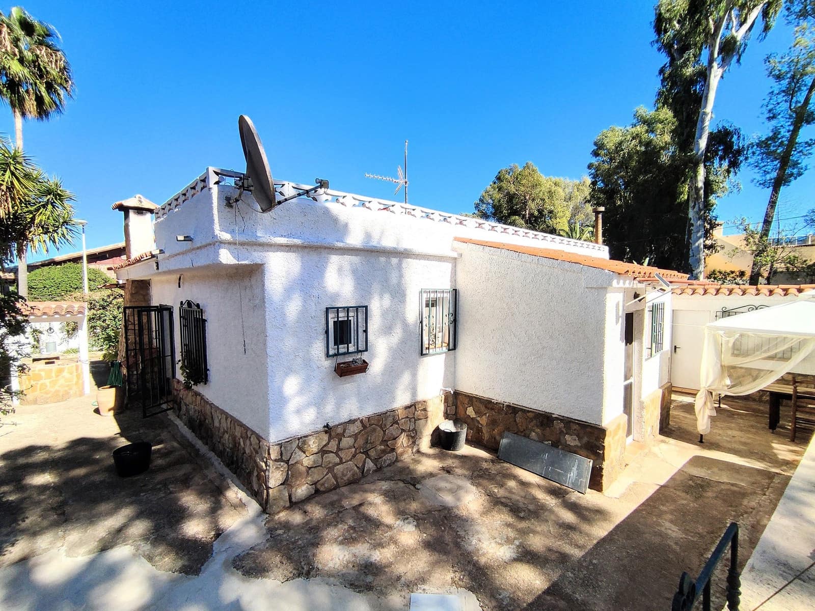 4 makuuhuone Huvila myytävänä paikassa Gandia mukana uima-altaan - 299 000 € (Ref: 9300715)