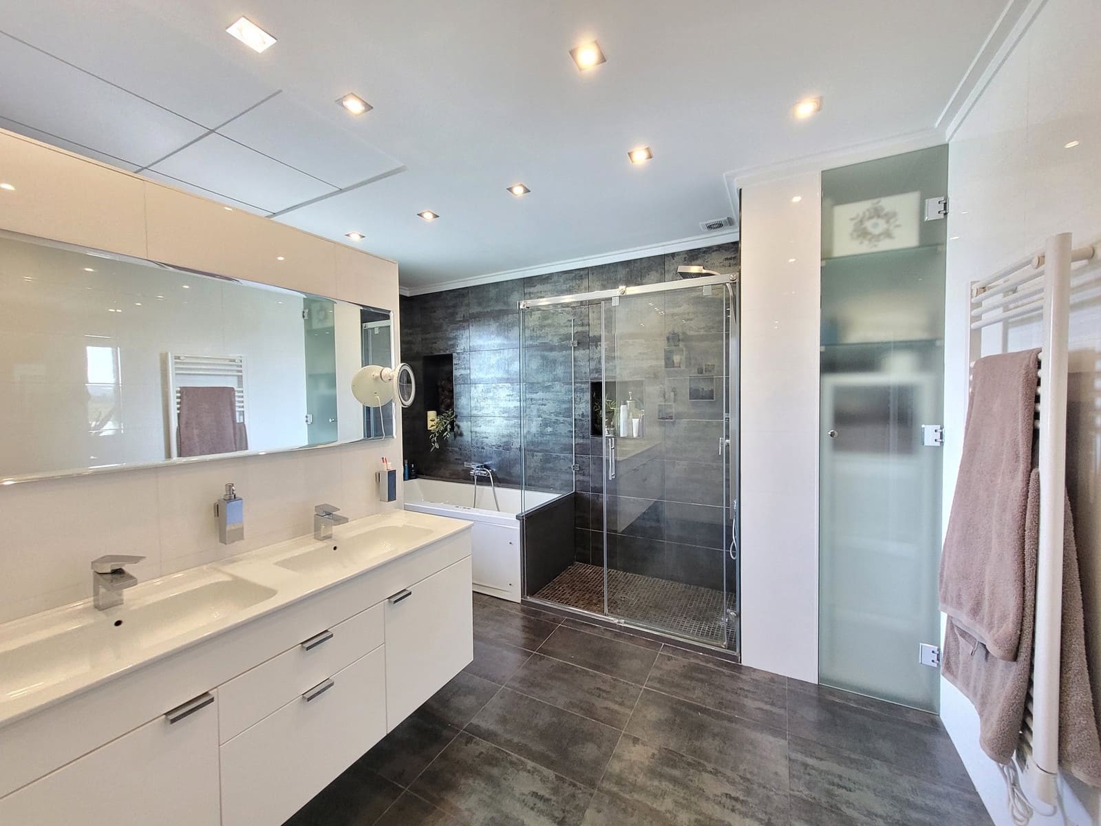 4 soverom Villa til salgs i Montserrat med svømmebasseng - € 550 000 (Ref: 9300718)