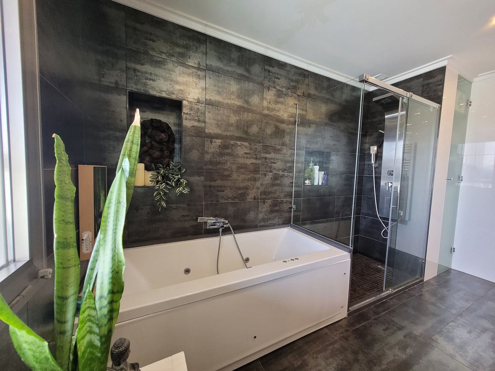 4 soverom Villa til salgs i Montserrat med svømmebasseng - € 550 000 (Ref: 9300718)