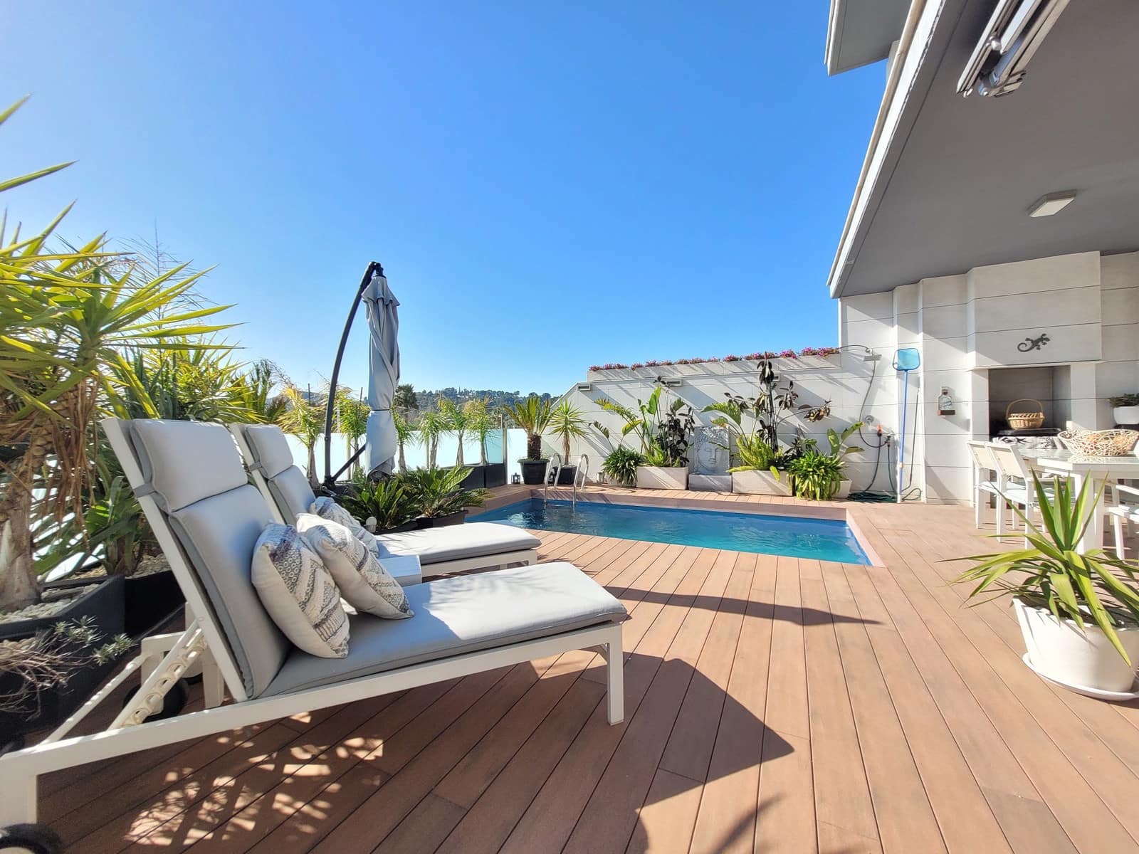 4 soverom Villa til salgs i Montserrat med svømmebasseng - € 550 000 (Ref: 9300718)