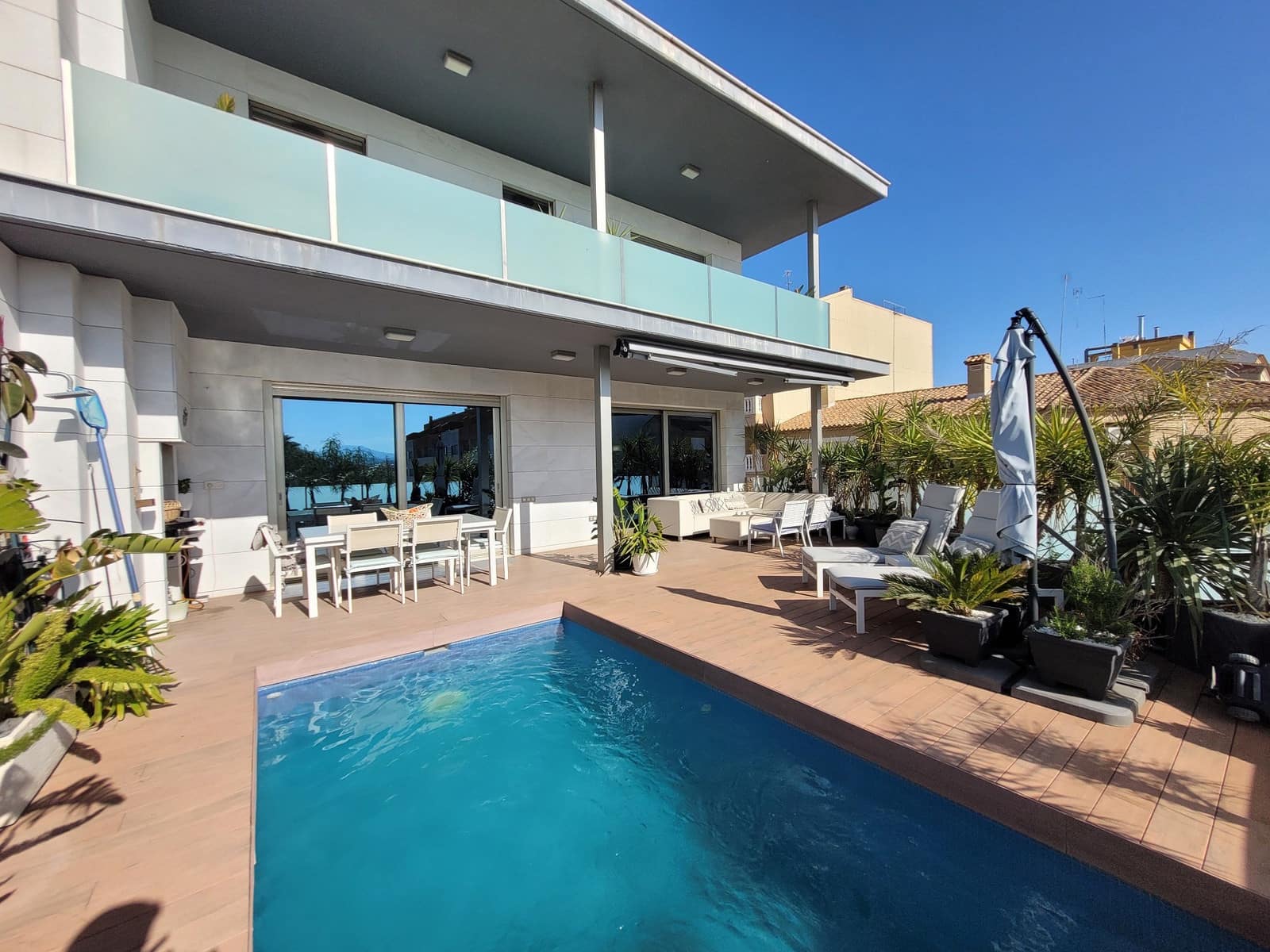 4 soverom Villa til salgs i Montserrat med svømmebasseng - € 550 000 (Ref: 9300718)