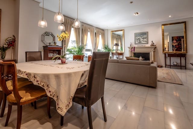 5 soveværelse Lejlighed til salg i El Mercat, Valencia by - € 1.499.000 (Ref: 9305082)