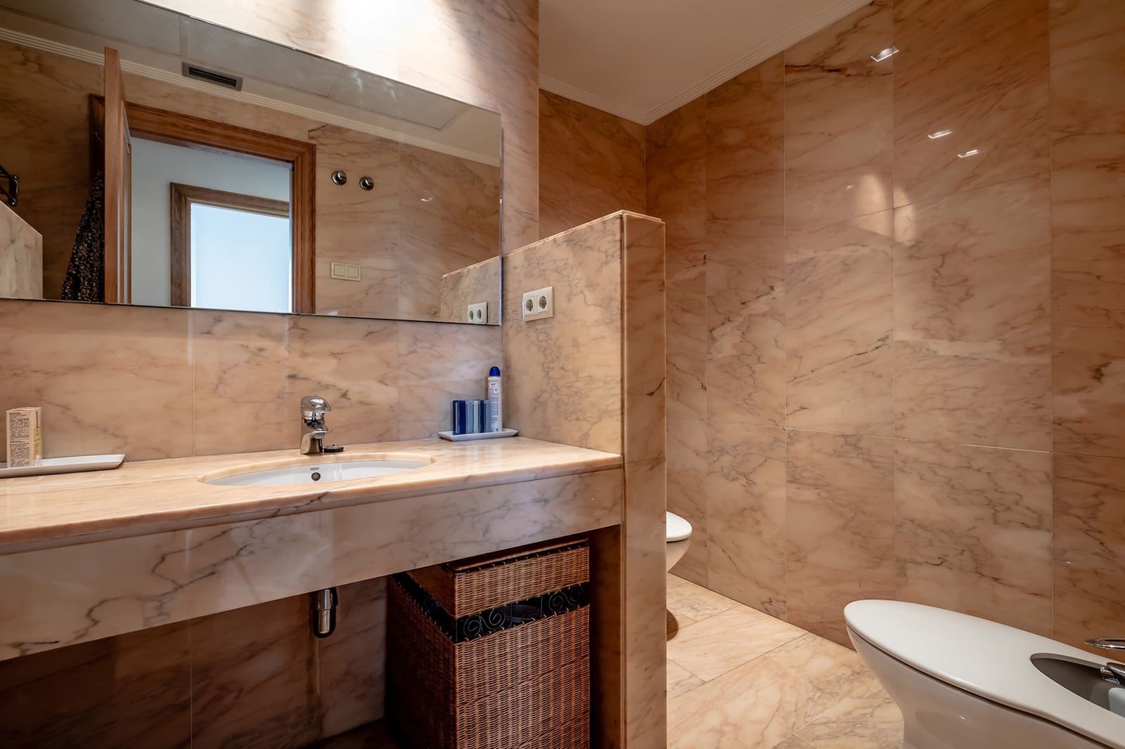 5 slaapkamer Appartement te koop in Valencia stad - € 1.499.000 (Ref: 9305082)