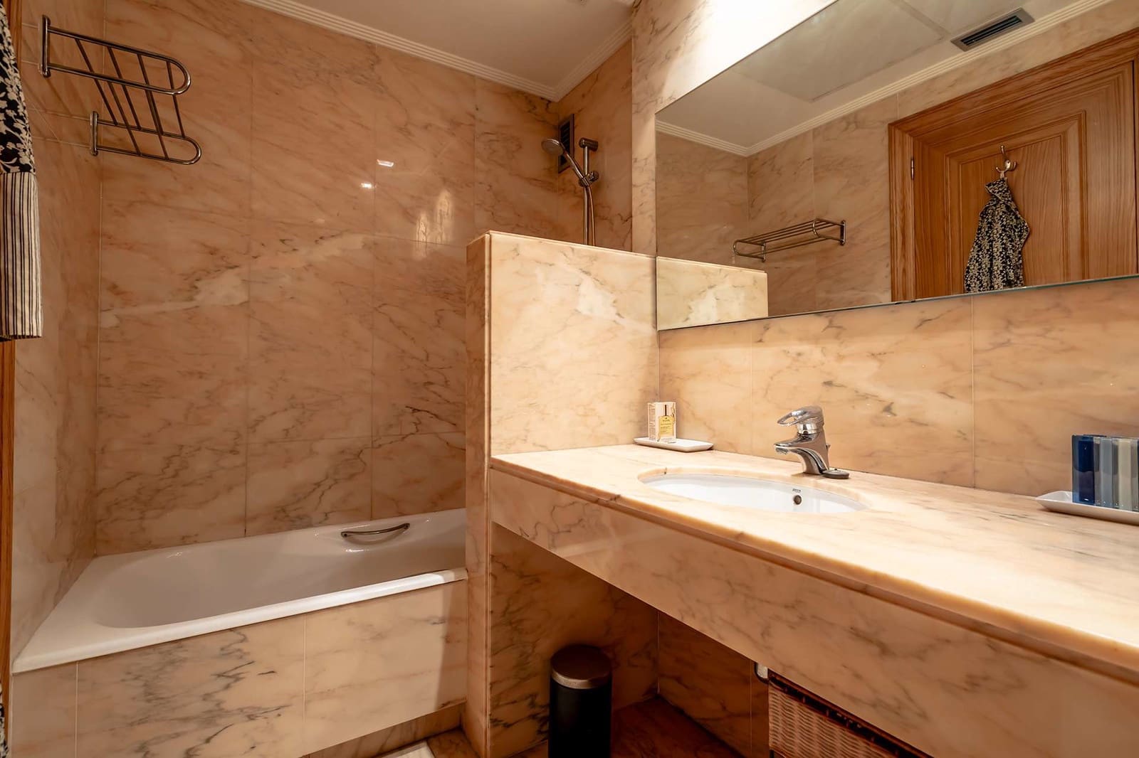 5 Zimmer Apartment zu verkaufen in Valencia Stadt - 1.499.000 € (Ref: 9305082)