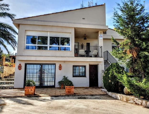 4 slaapkamer Villa te koop in Alberic met zwembad - € 325.000 (Ref: 9305083)