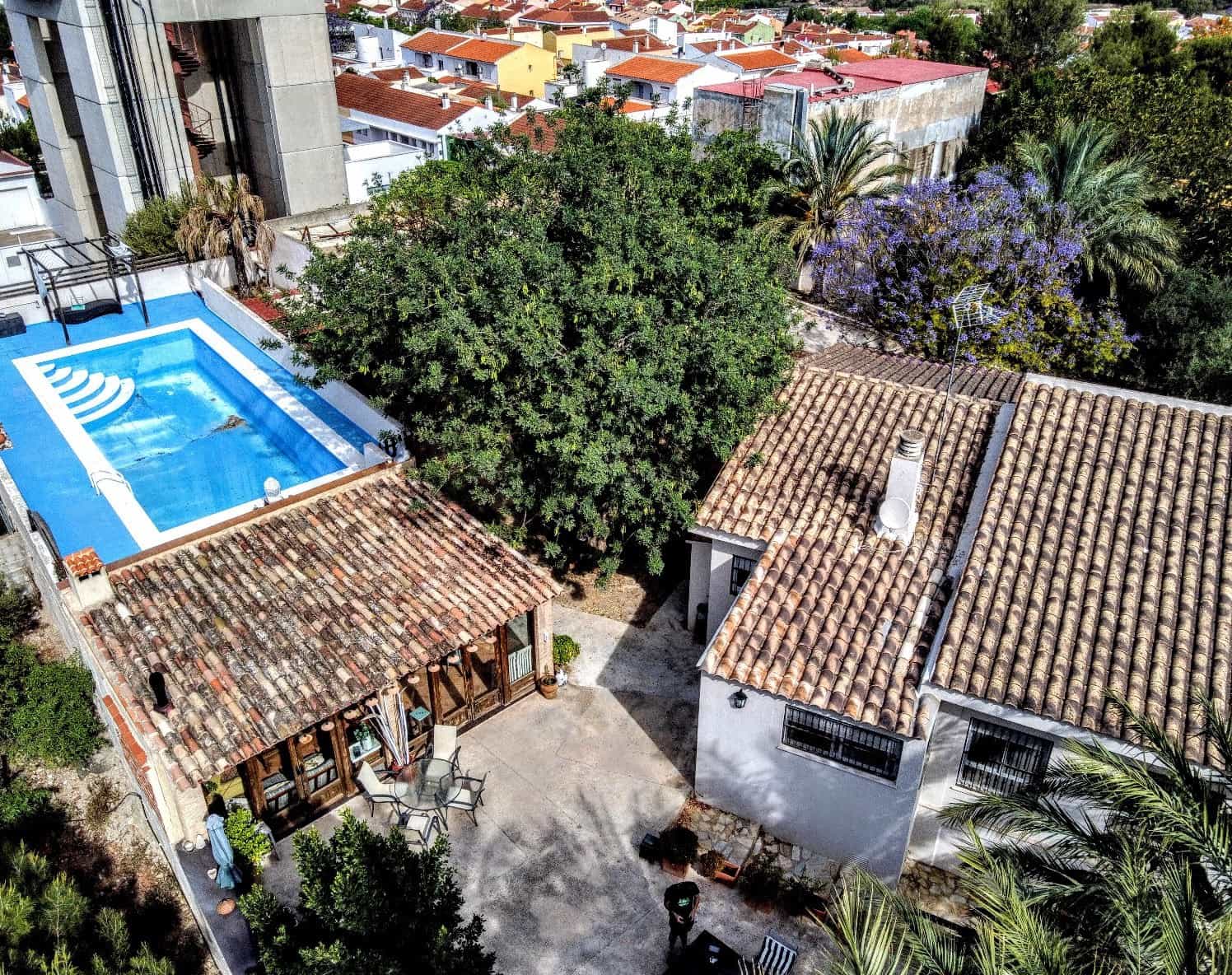 4 makuuhuone Huvila myytävänä paikassa Alberic mukana uima-altaan - 325 000 € (Ref: 9305083)