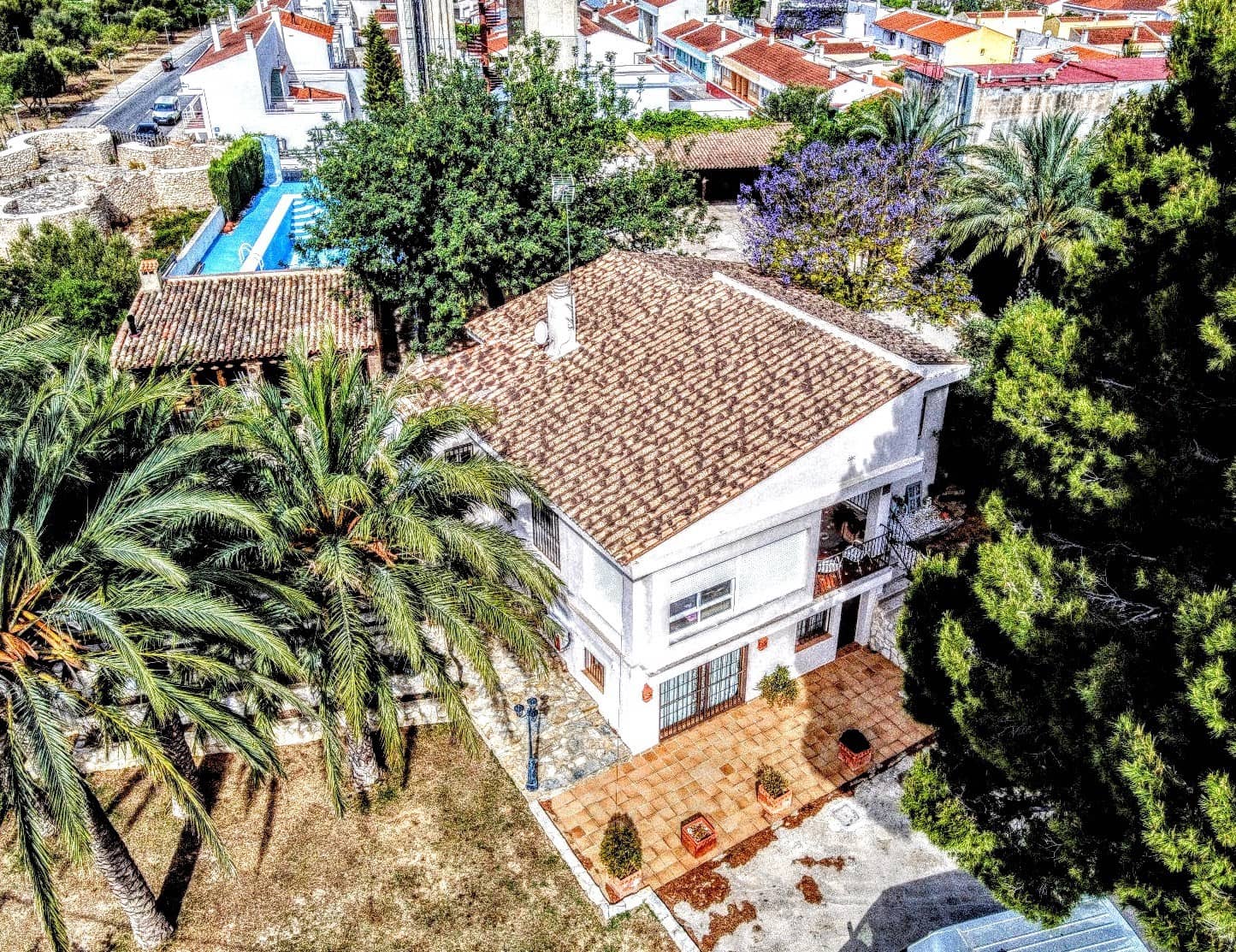 4 makuuhuone Huvila myytävänä paikassa Alberic mukana uima-altaan - 325 000 € (Ref: 9305083)