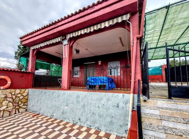 3 soveværelse Villa til salg i Montserrat med swimmingpool - € 170.000 (Ref: 9321613)