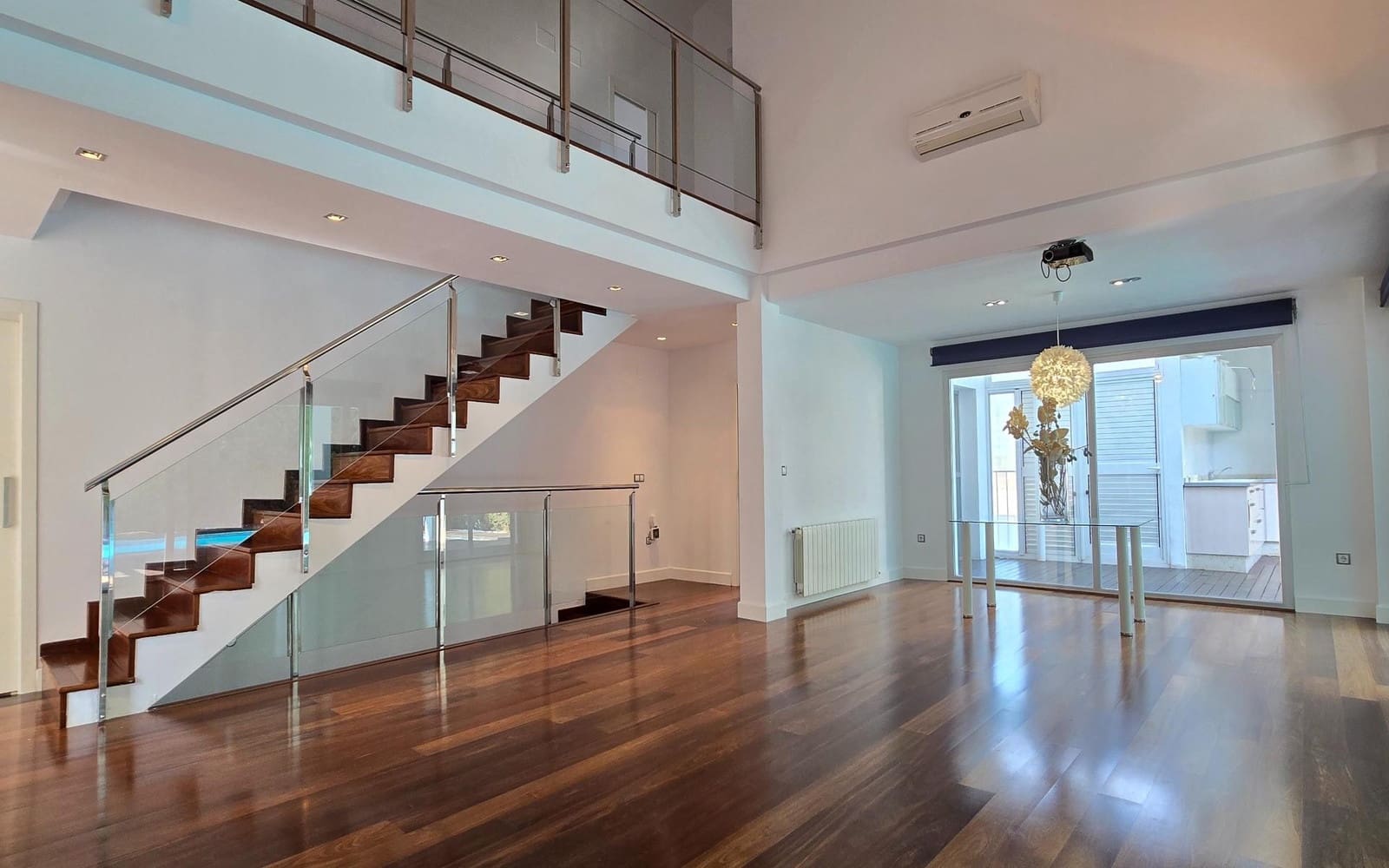 5 soveværelse Villa til salg i La Canada med swimmingpool - € 1.000.000 (Ref: 9324253)