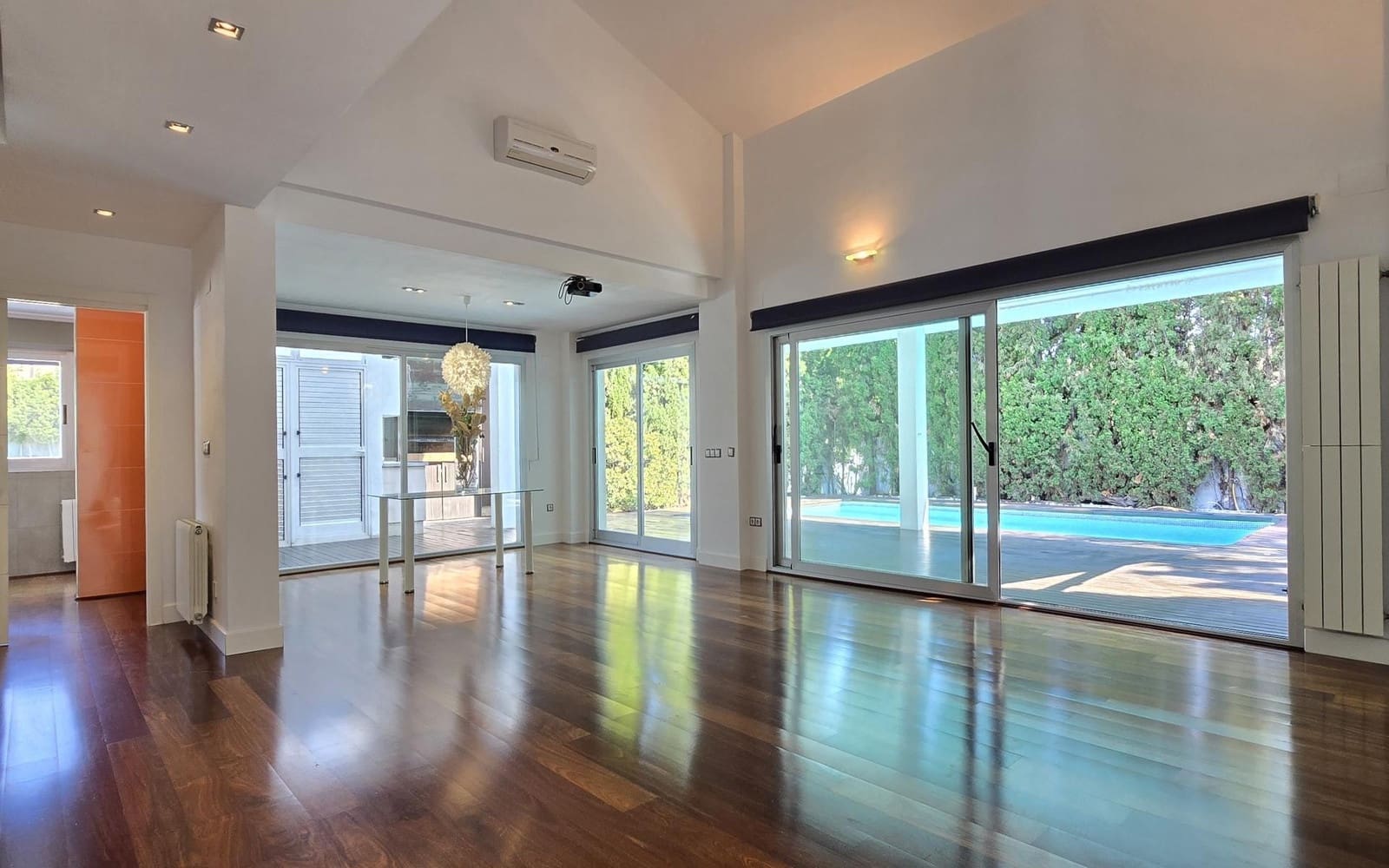 5 soveværelse Villa til salg i La Canada med swimmingpool - € 1.000.000 (Ref: 9324253)