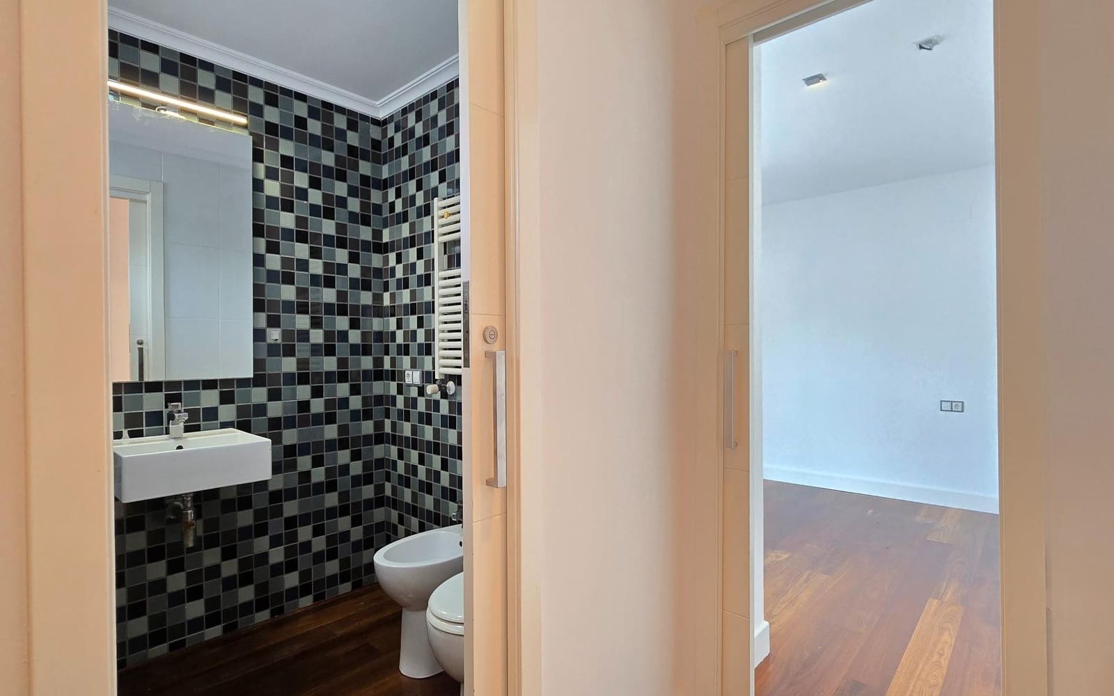 5 soveværelse Villa til salg i La Canada med swimmingpool - € 1.000.000 (Ref: 9324253)