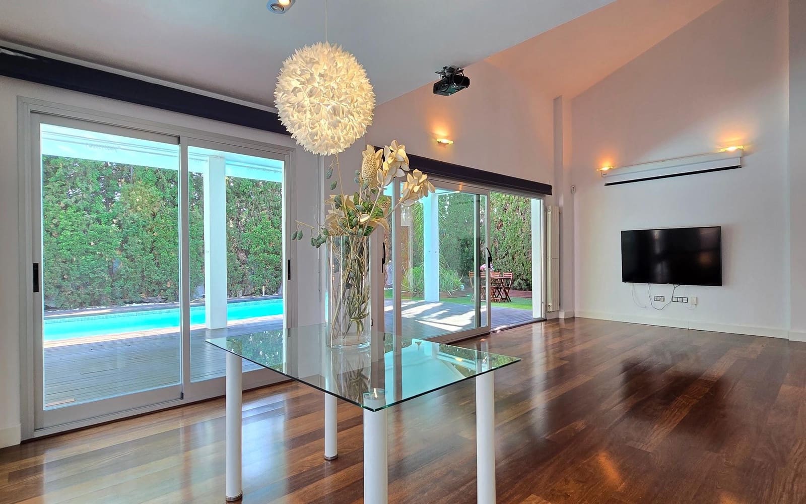 5 soveværelse Villa til salg i La Canada med swimmingpool - € 1.000.000 (Ref: 9324253)