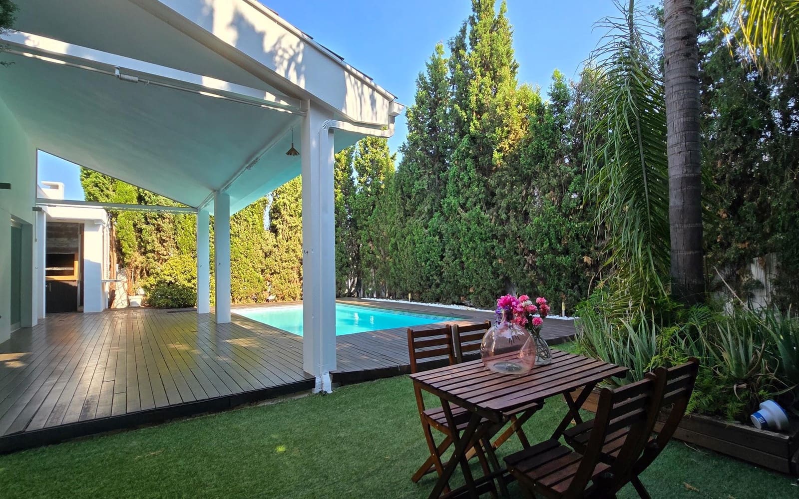 5 soveværelse Villa til salg i La Canada med swimmingpool - € 1.000.000 (Ref: 9324253)