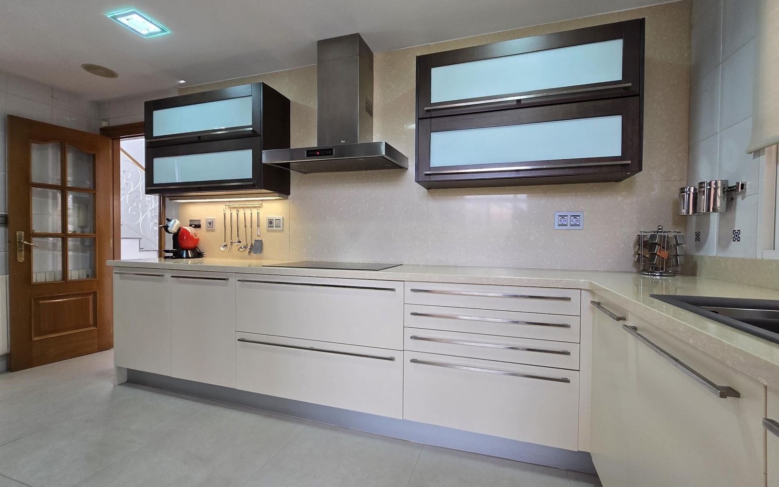 5 soveværelse Villa til salg i Riba-roja de Turia med swimmingpool - € 689.000 (Ref: 9324254)