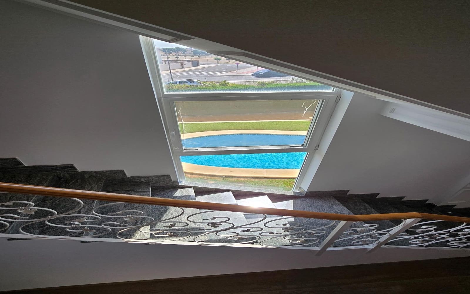 5 soveværelse Villa til salg i Riba-roja de Turia med swimmingpool - € 689.000 (Ref: 9324254)