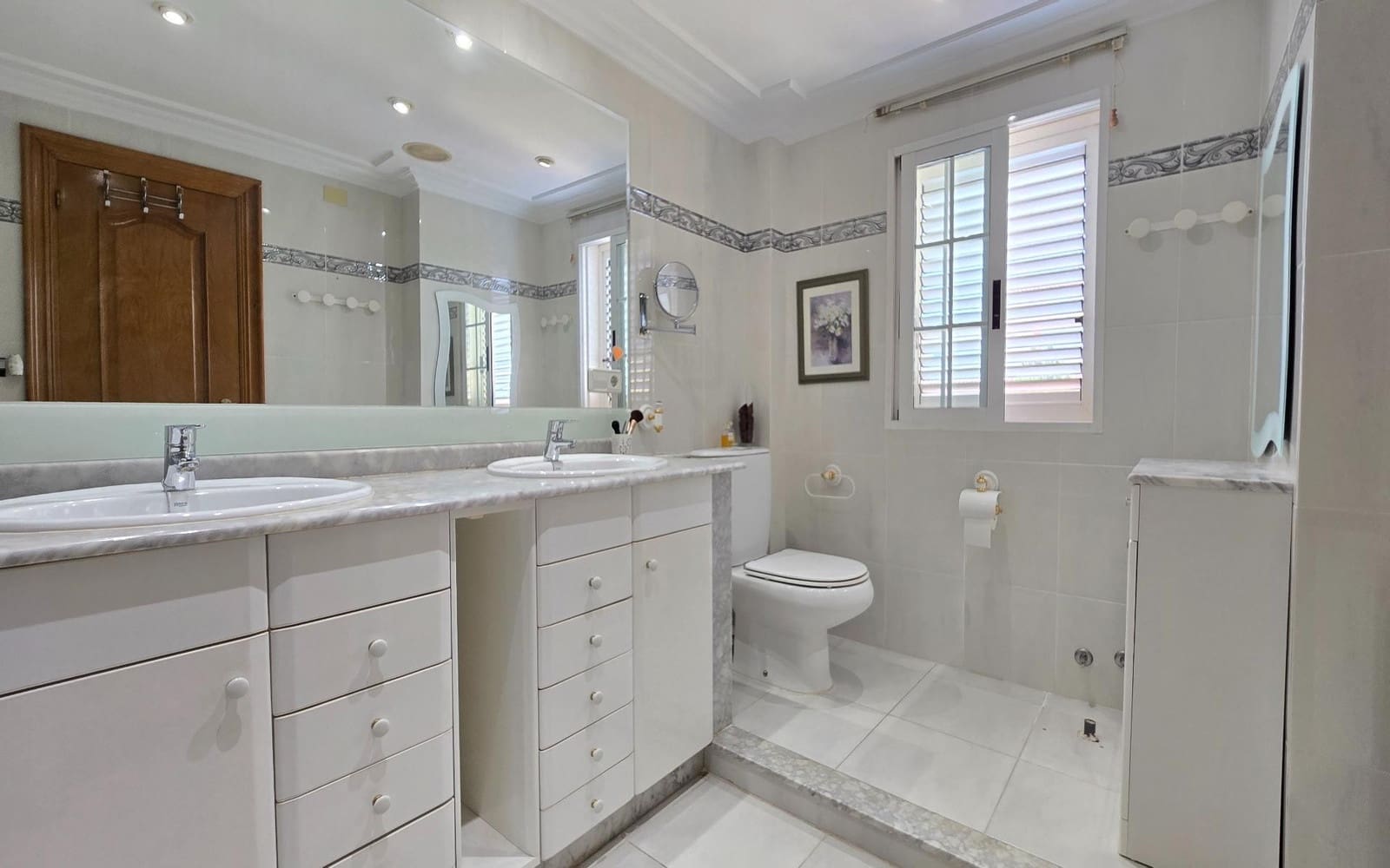 5 soveværelse Villa til salg i Riba-roja de Turia med swimmingpool - € 689.000 (Ref: 9324254)