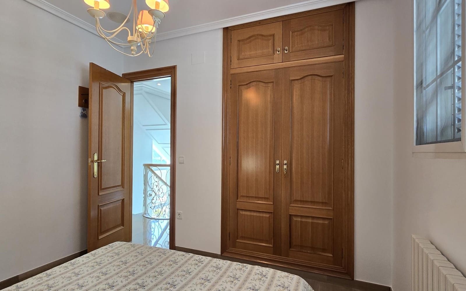 5 soveværelse Villa til salg i Riba-roja de Turia med swimmingpool - € 689.000 (Ref: 9324254)