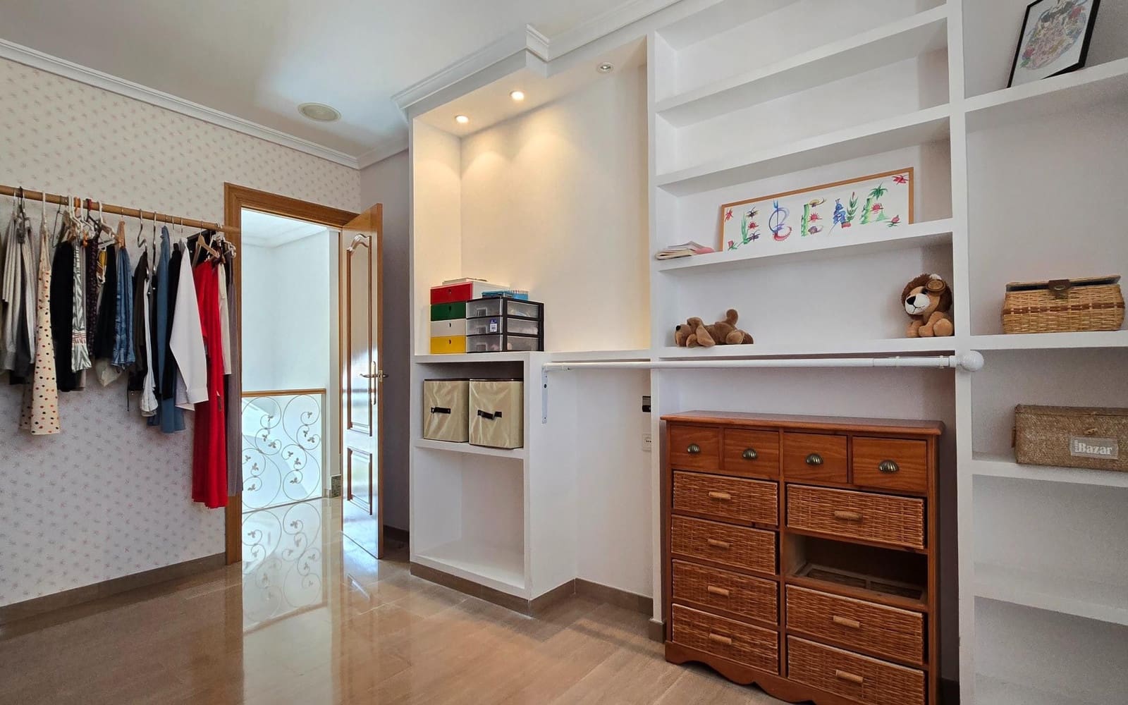 5 soveværelse Villa til salg i Riba-roja de Turia med swimmingpool - € 689.000 (Ref: 9324254)