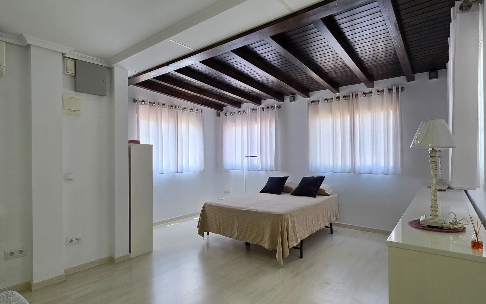 5 soveværelse Villa til salg i Riba-roja de Turia med swimmingpool - € 689.000 (Ref: 9324254)