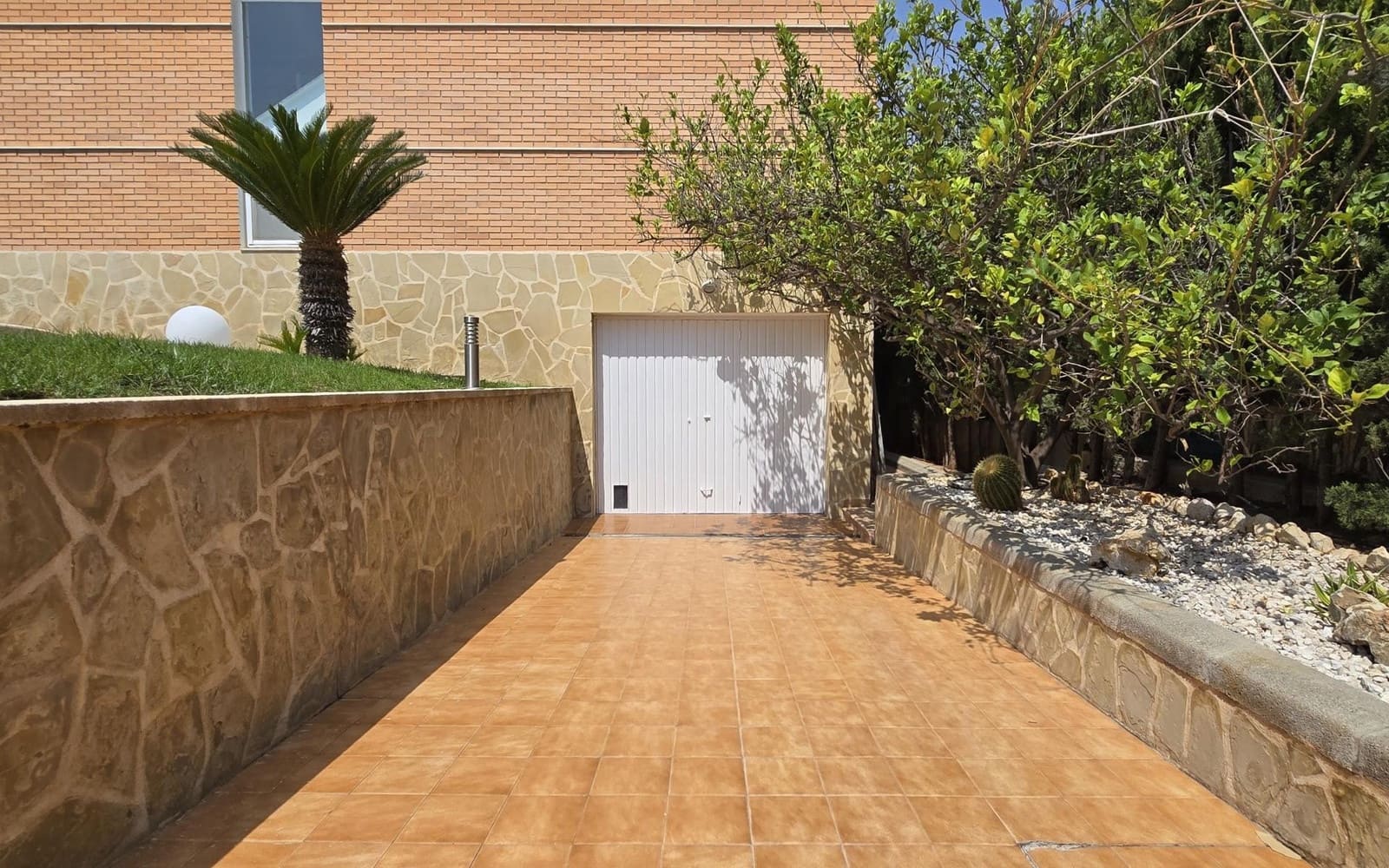 5 soveværelse Villa til salg i Riba-roja de Turia med swimmingpool - € 689.000 (Ref: 9324254)