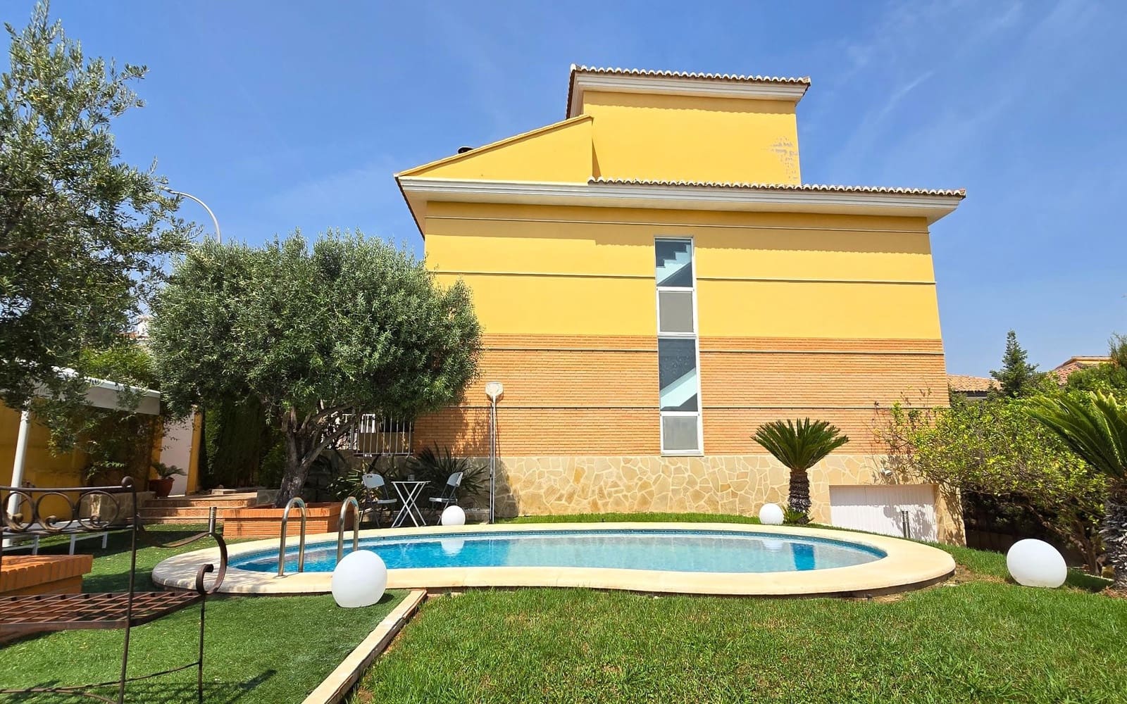 5 soveværelse Villa til salg i Riba-roja de Turia med swimmingpool - € 689.000 (Ref: 9324254)