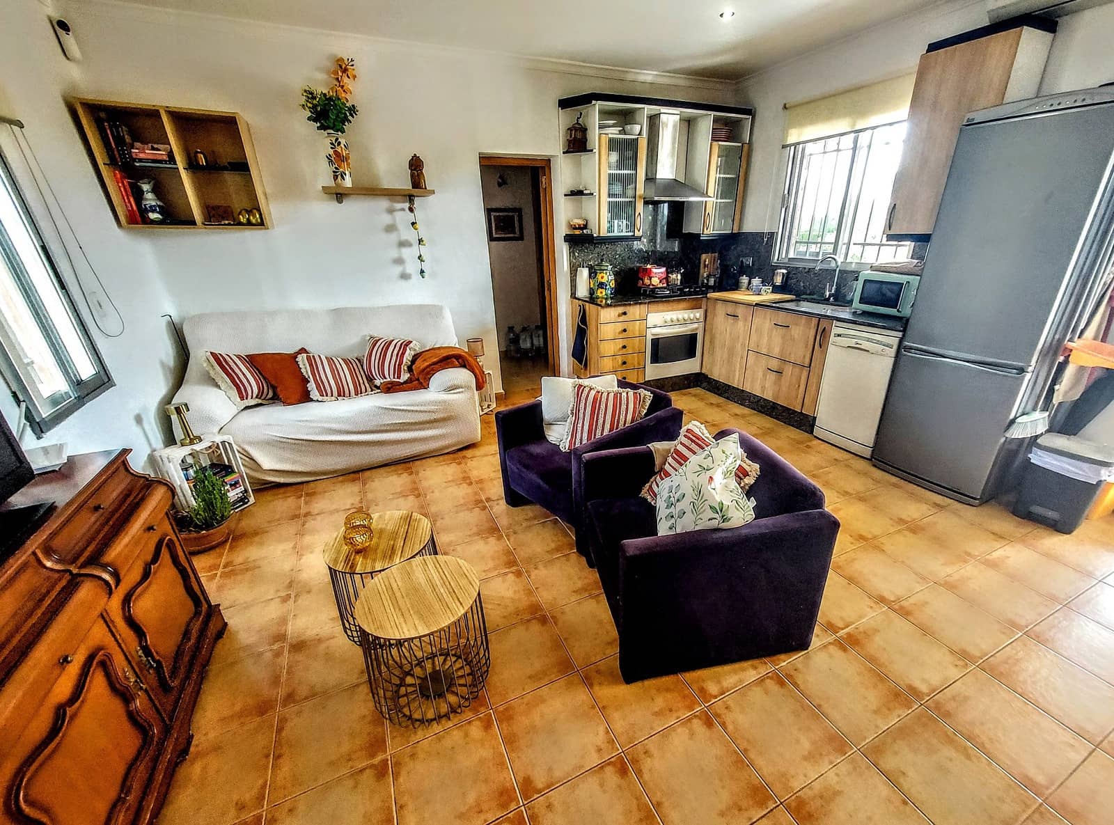 4 soveværelse Villa til salg i Montroy med swimmingpool - € 205.000 (Ref: 9330236)