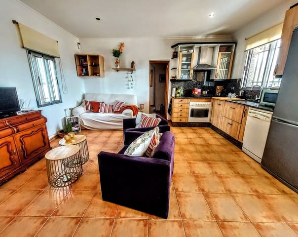 4 bedroom Villa for sale in Montroy with pool - € 205,000 (Ref: 9330236)