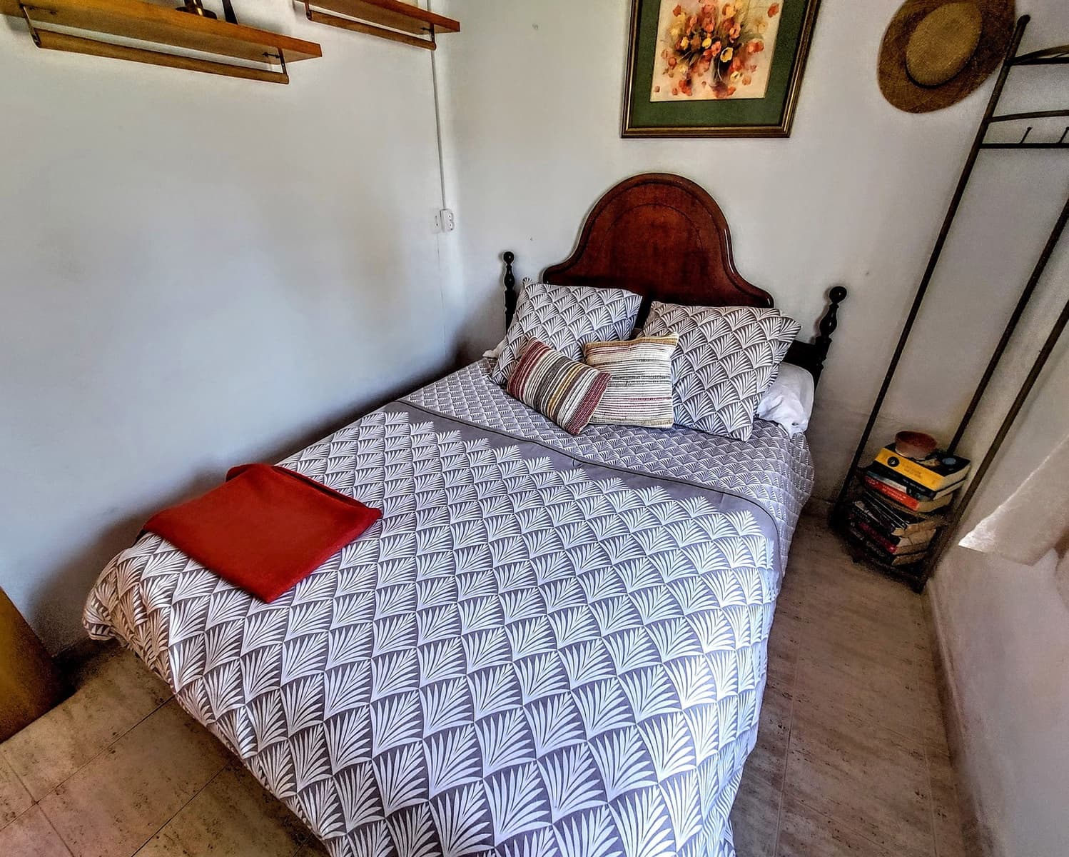 4 soveværelse Villa til salg i Montroy med swimmingpool - € 205.000 (Ref: 9330236)