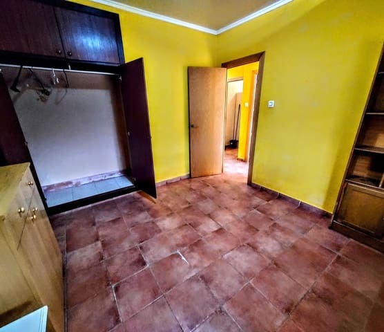 3 soveværelse Villa til salg i Montserrat med swimmingpool - € 135.000 (Ref: 9330237)