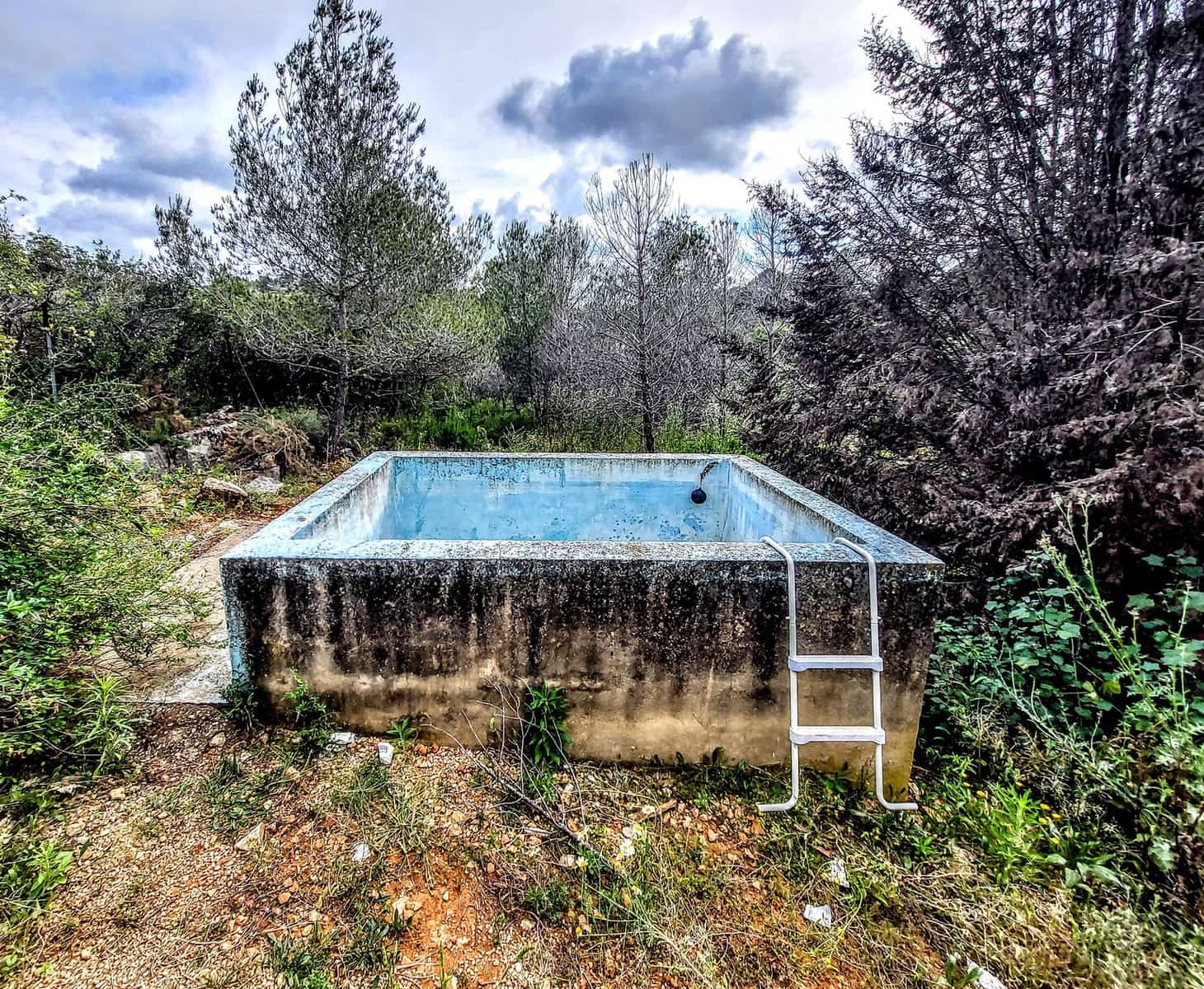 3 soveværelse Villa til salg i Montserrat med swimmingpool - € 135.000 (Ref: 9330237)