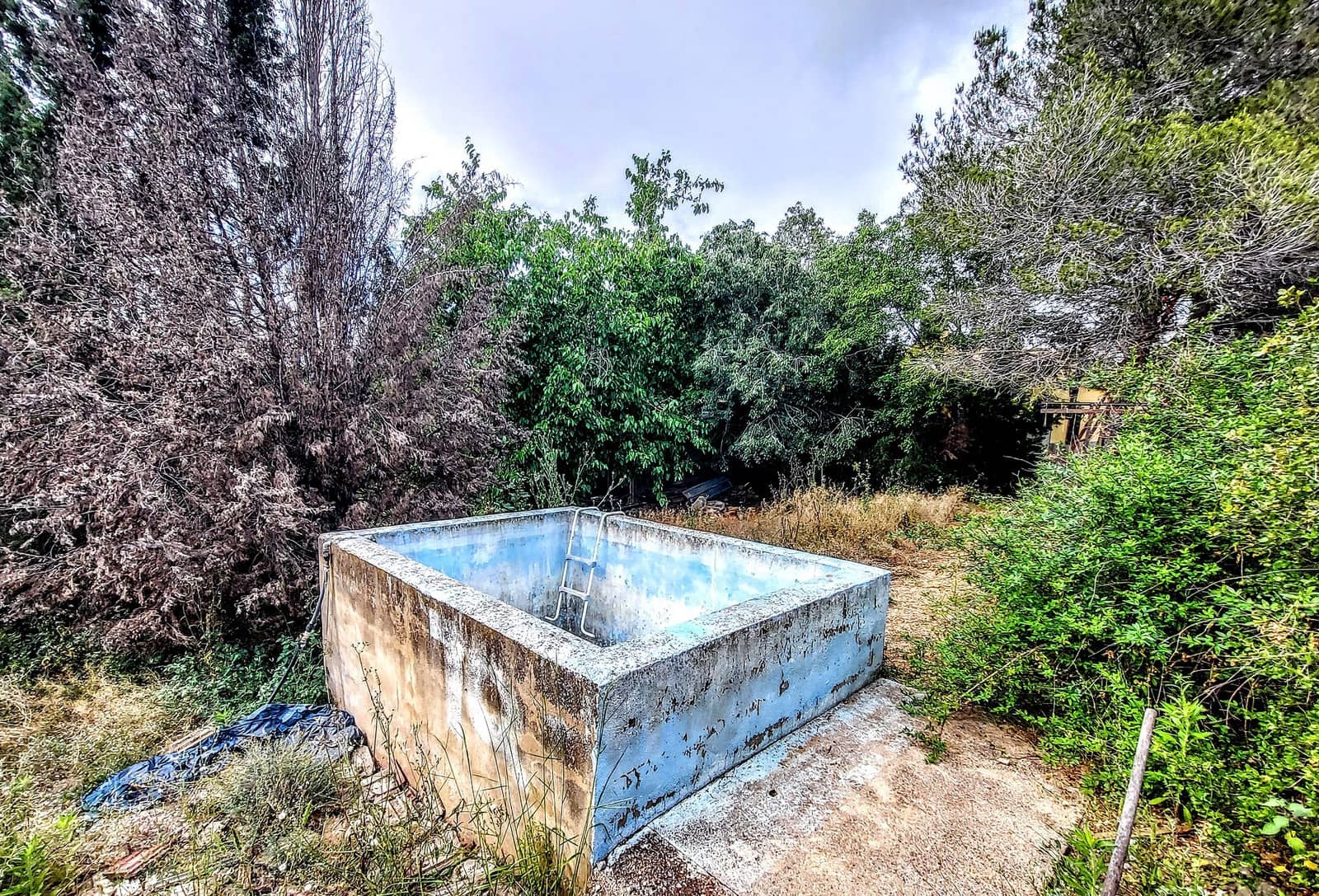 3 soveværelse Villa til salg i Montserrat med swimmingpool - € 135.000 (Ref: 9330237)