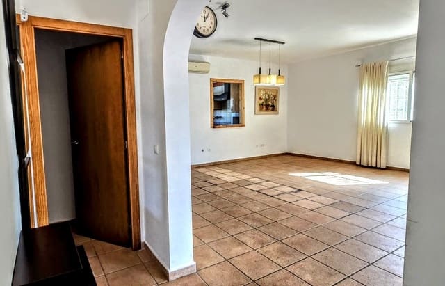 4 bedroom Villa for sale in Montroy with pool - € 255,000 (Ref: 9330238)