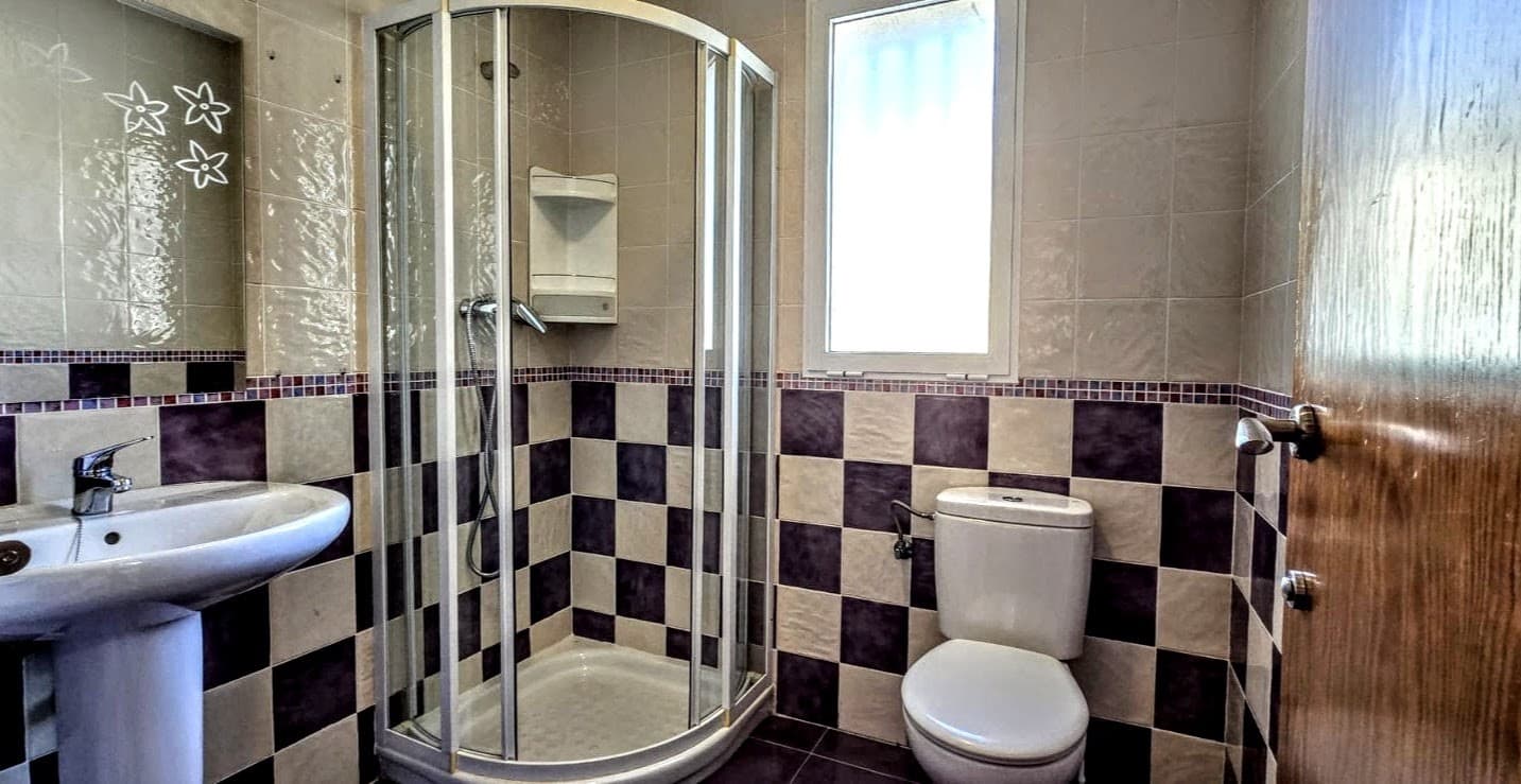 4 soverom Villa til salgs i Montroy med svømmebasseng - € 255 000 (Ref: 9330238)