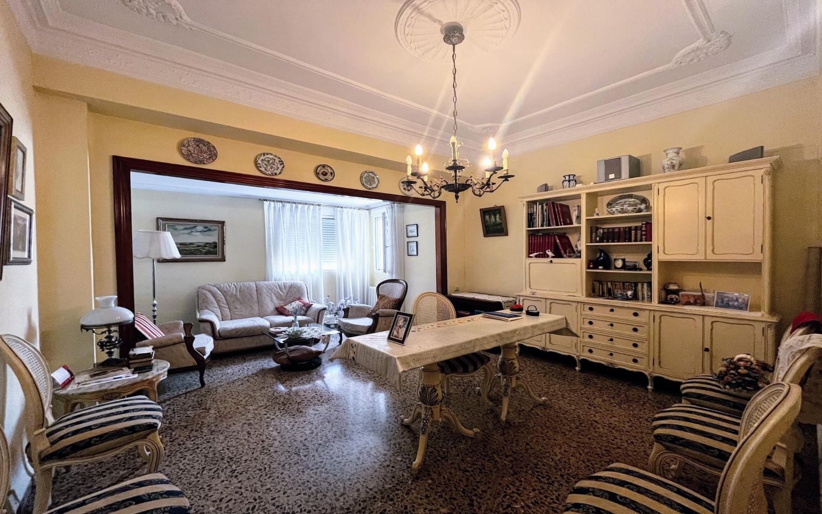 4 sypialnia Apartament na sprzedaż w Miasto Walencja - 490 000 € (Ref: 9337659)