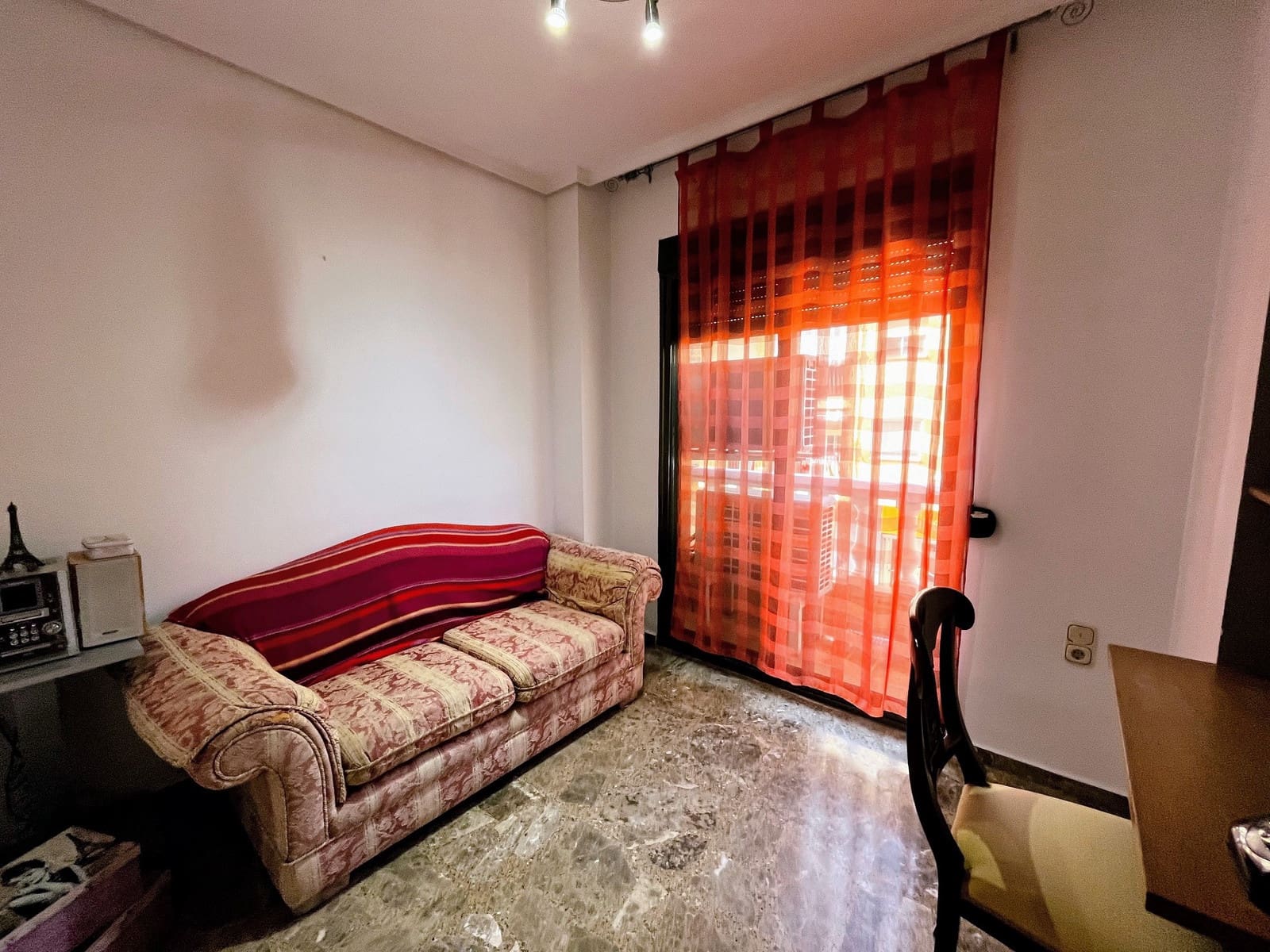 5 makuuhuone Omakotitalo myytävänä paikassa Paterna - 435 000 € (Ref: 9340812)