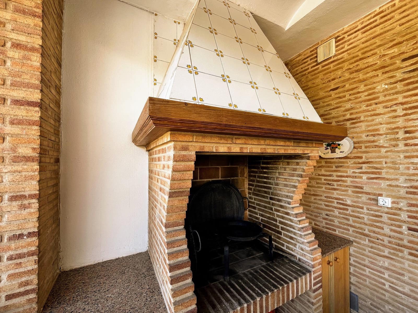 5 makuuhuone Omakotitalo myytävänä paikassa Paterna - 435 000 € (Ref: 9340812)