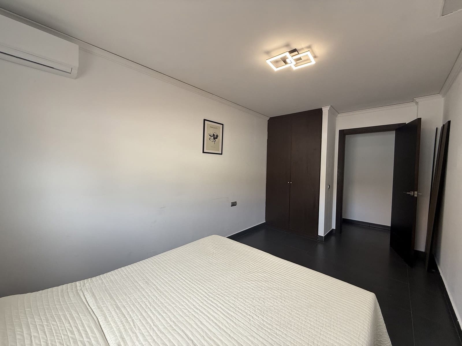 7 bedroom Villa for sale in Alginet with pool - € 499,000 (Ref: 9343201)