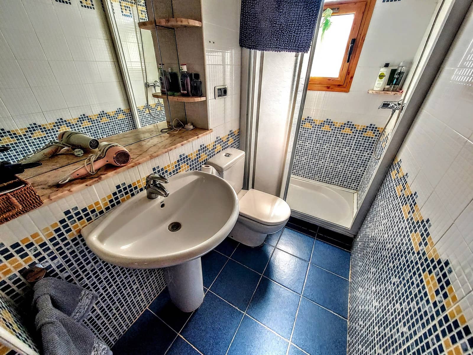 4 soveværelse Villa til salg i Montserrat med swimmingpool - € 550.000 (Ref: 9347014)