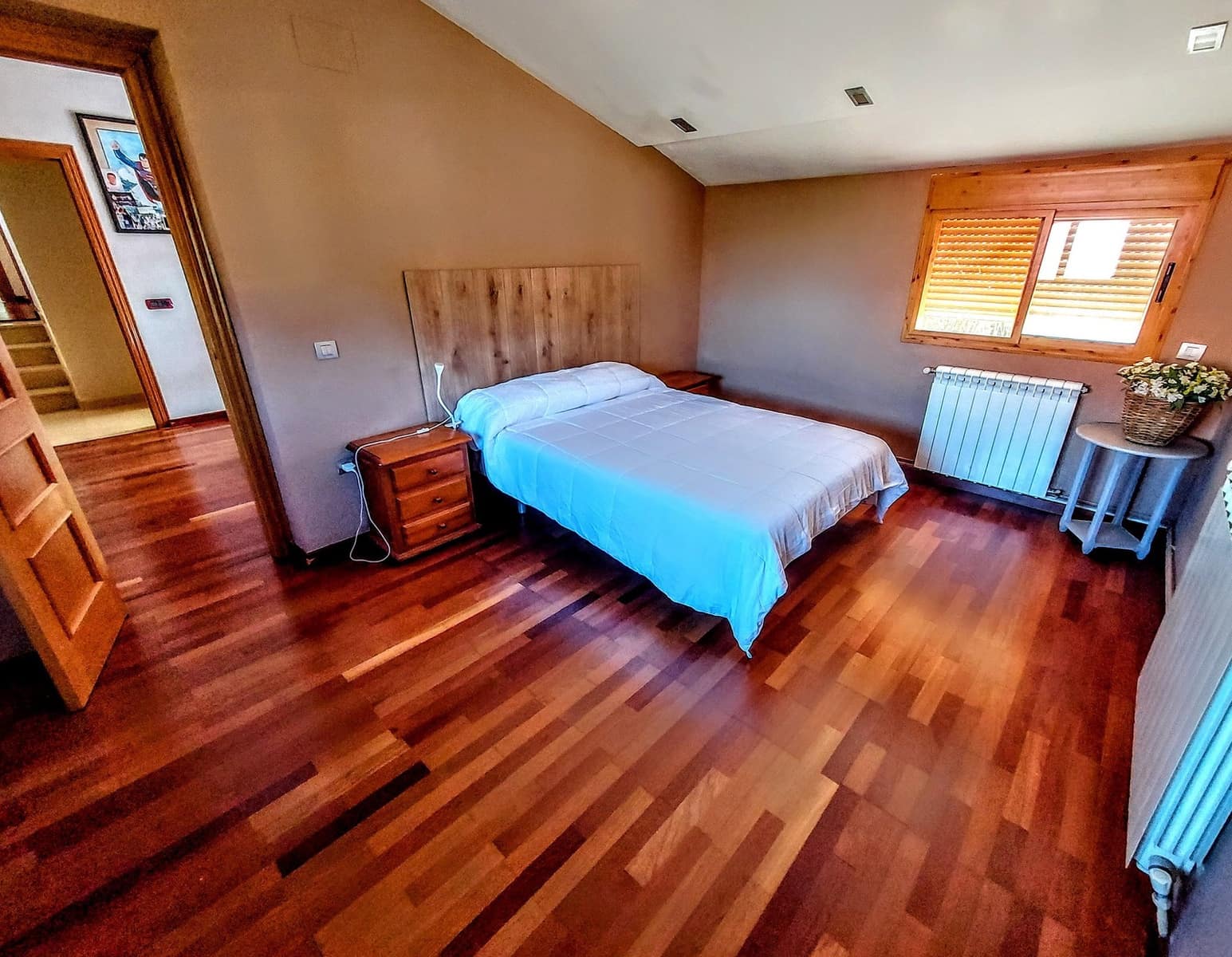 4 soveværelse Villa til salg i Montserrat med swimmingpool - € 550.000 (Ref: 9347014)