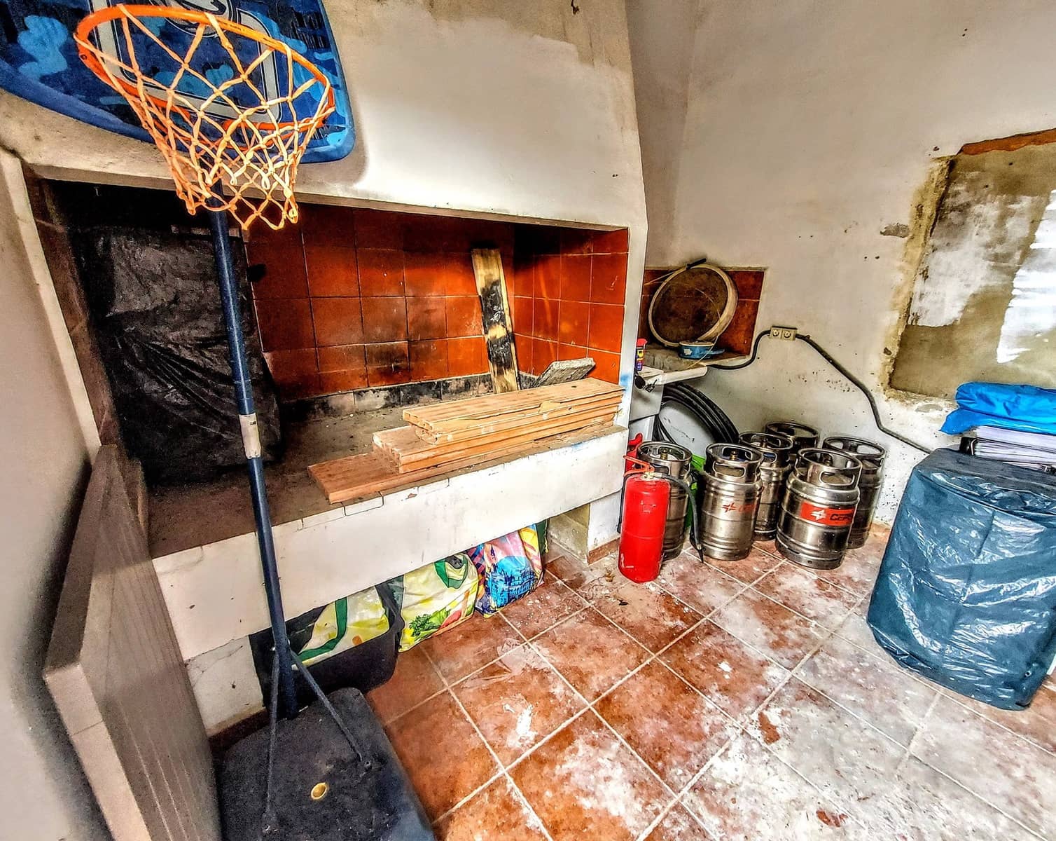 3 soveværelse Villa til salg i Montroy med swimmingpool - € 170.000 (Ref: 9358965)