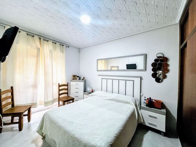 4 soveværelse Lejlighed til salg i Sagunto / Sagunt - € 240.000 (Ref: 9367061)