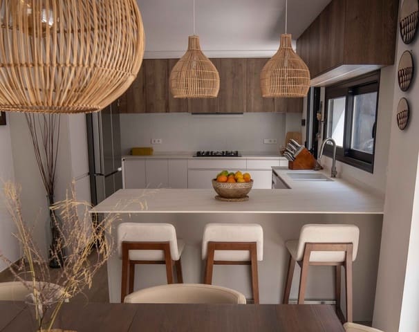 3 quarto Moradia para venda em Bétera com piscina - 585 000 € (Ref: 9387641)