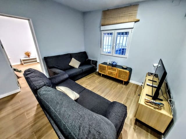 4 soveværelse Villa til salg i Torrent med swimmingpool - € 270.000 (Ref: 9395784)