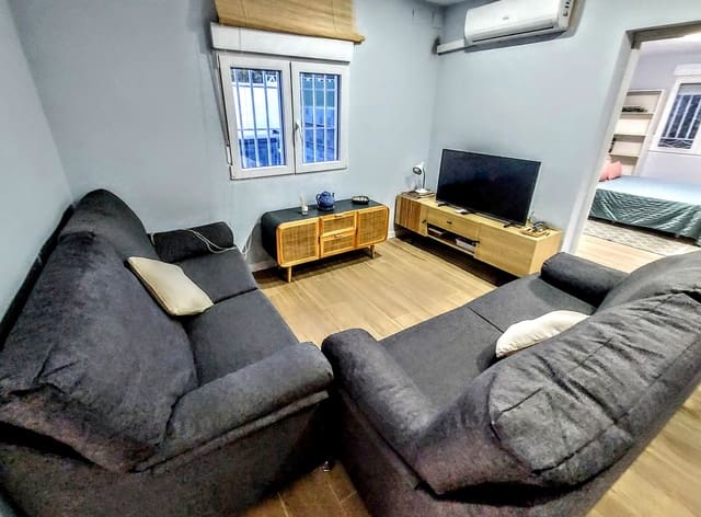 4 soveværelse Villa til salg i Torrent med swimmingpool - € 270.000 (Ref: 9395784)