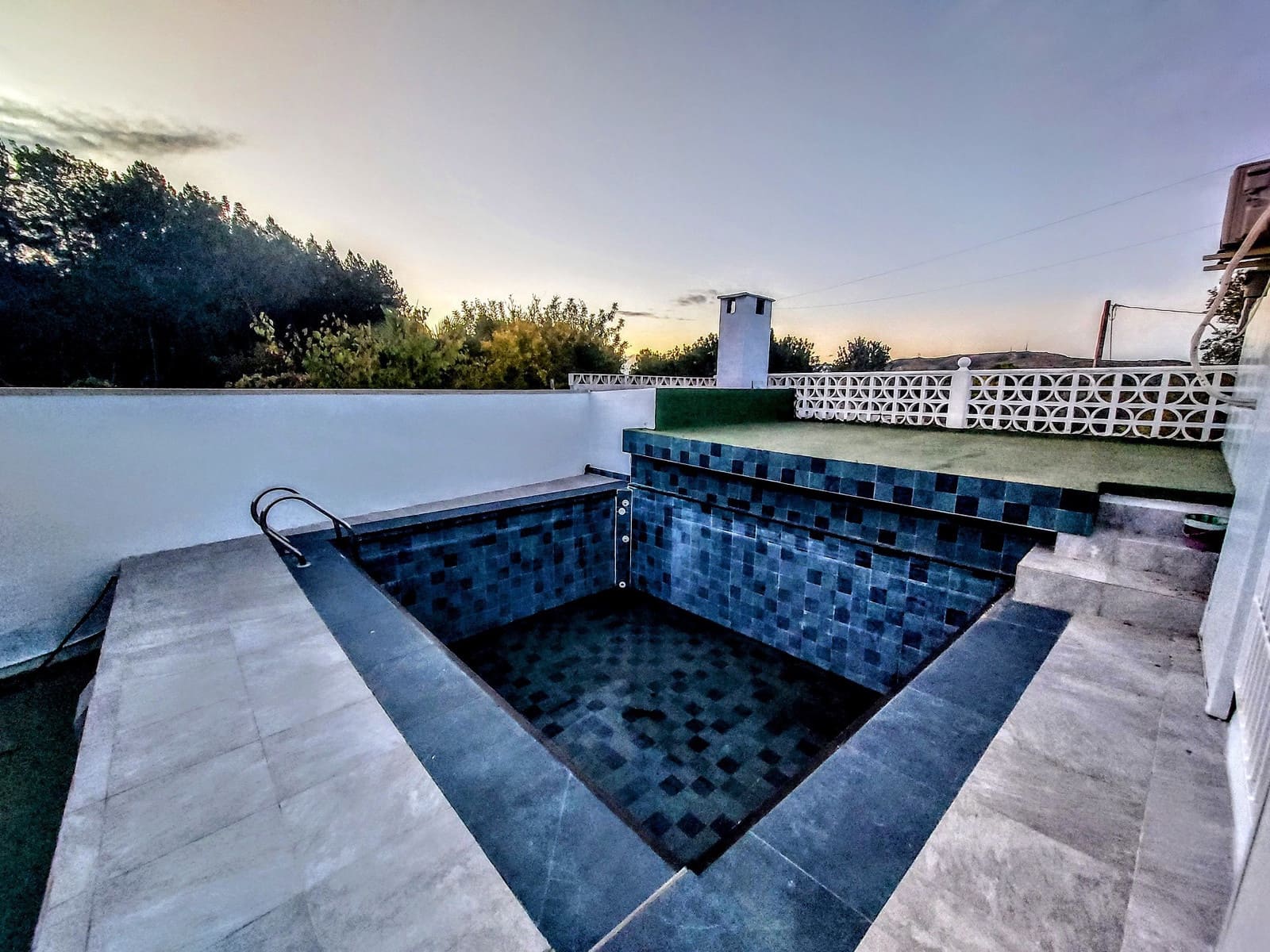 4 soveværelse Villa til salg i Torrent med swimmingpool - € 270.000 (Ref: 9395784)