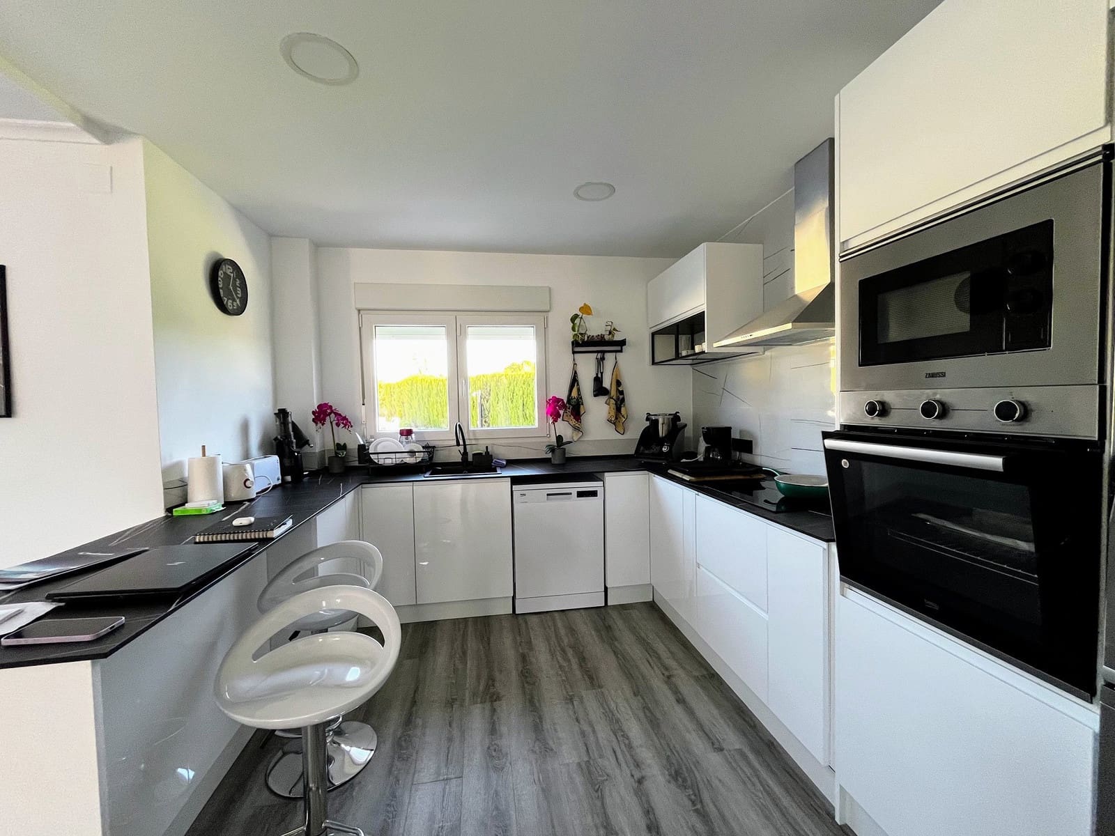 4 bedroom Villa for sale in Lliria with pool - € 590,000 (Ref: 9398237)