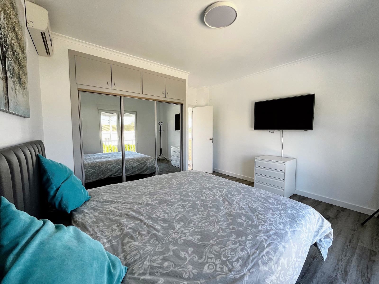 4 bedroom Villa for sale in Lliria with pool - € 590,000 (Ref: 9398237)