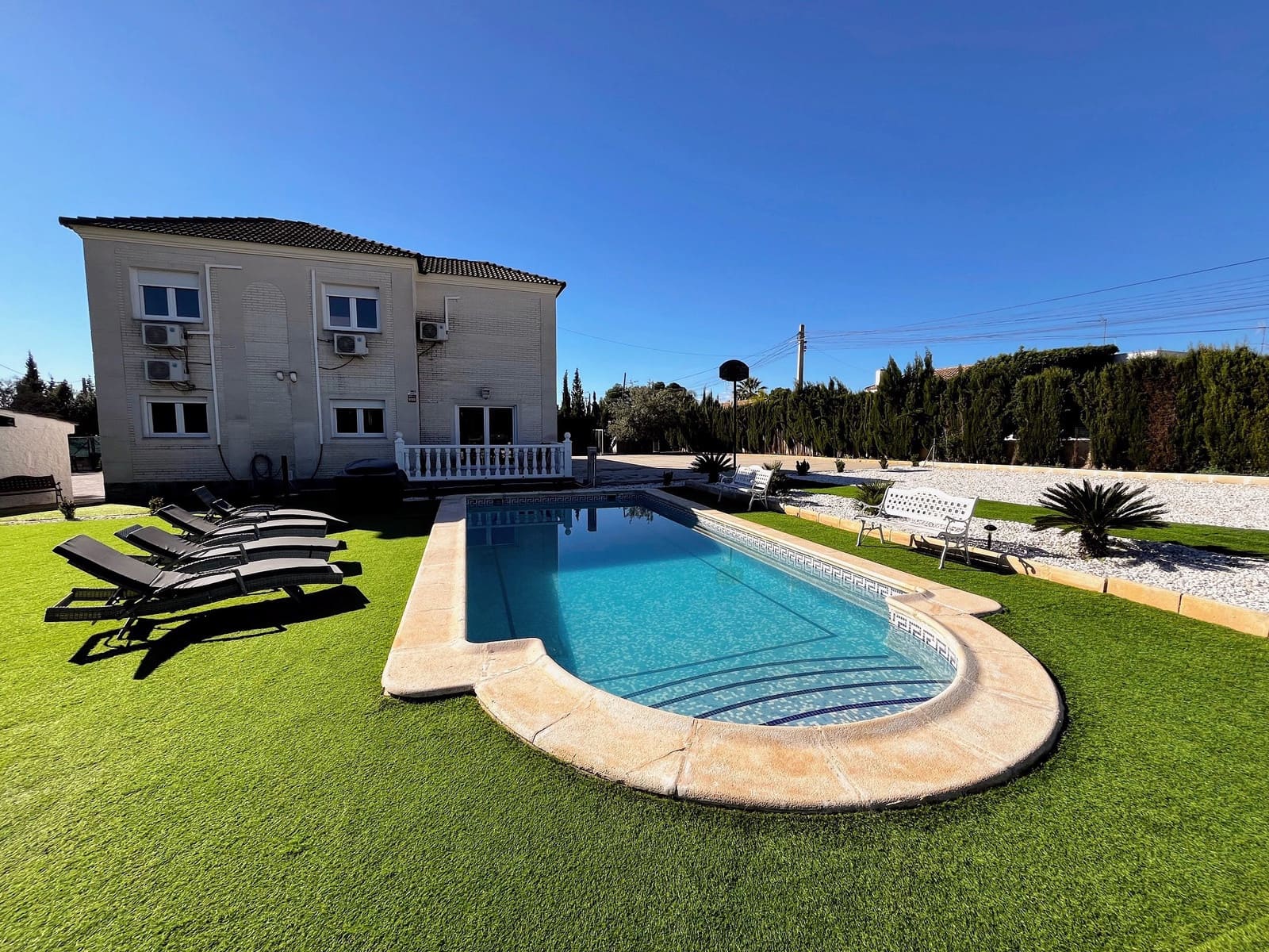 4 bedroom Villa for sale in Lliria with pool - € 590,000 (Ref: 9398237)